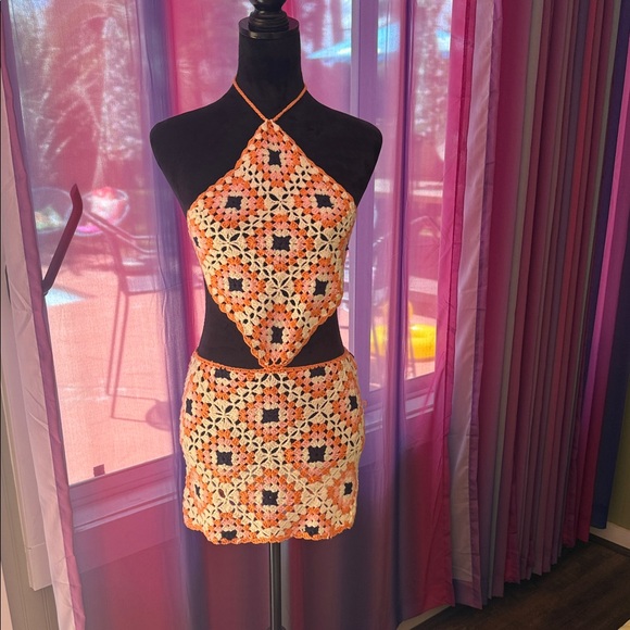 Love+Harmony Backless Crochet Halter Style Mini Dress Orange & White Size S - Picture 2 of 6